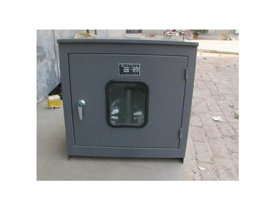 儀(yi)表保(bao)護保(bao)溫箱(xiang)